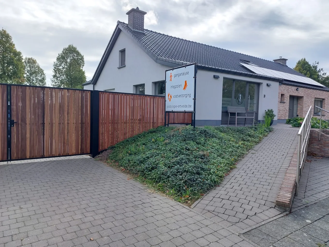 Praktijkgebouw van Podologie Ertvelde in Ertvelde